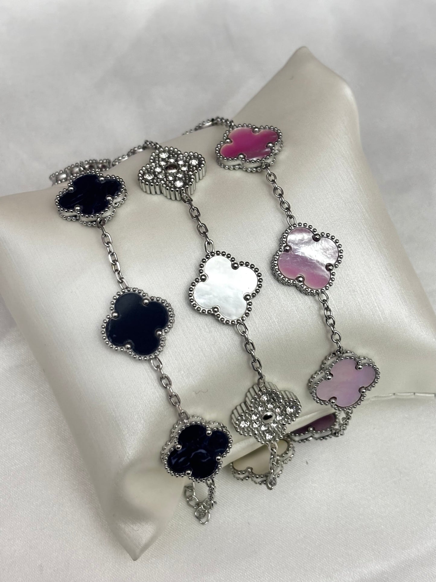 Mother of Pearl Clover Bracelet